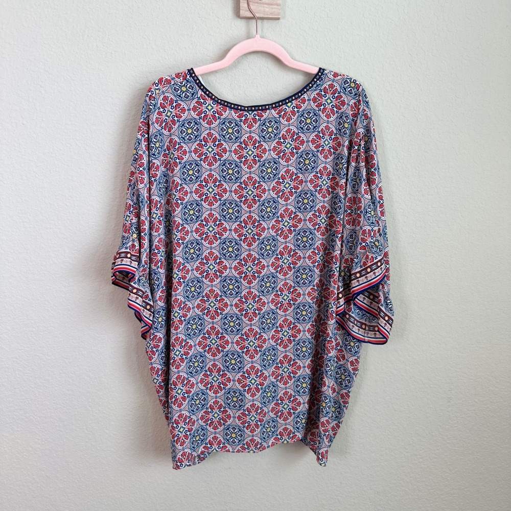 Max Studio Red Blue Medallion Tie Front Flutter Sleeve Blouse 3X NEW Boho Plus - Picture 4 of 7